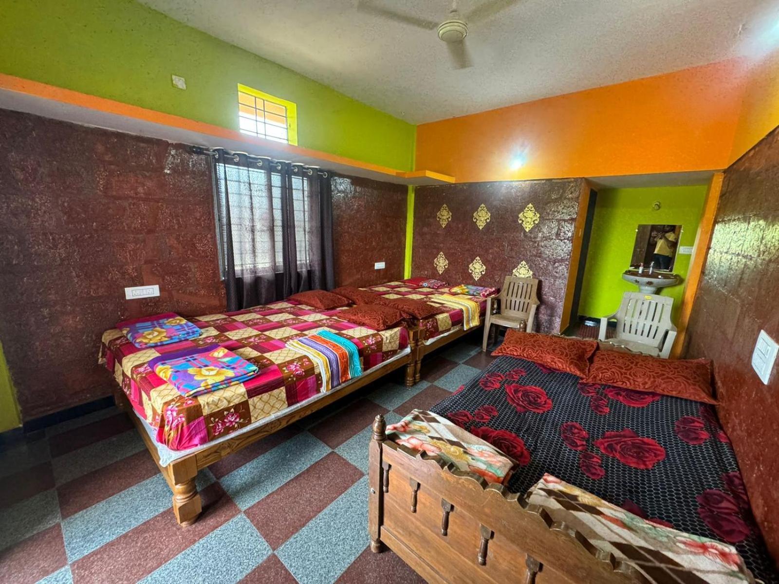 Dandeli Nakadi Home Stay Екстериор снимка