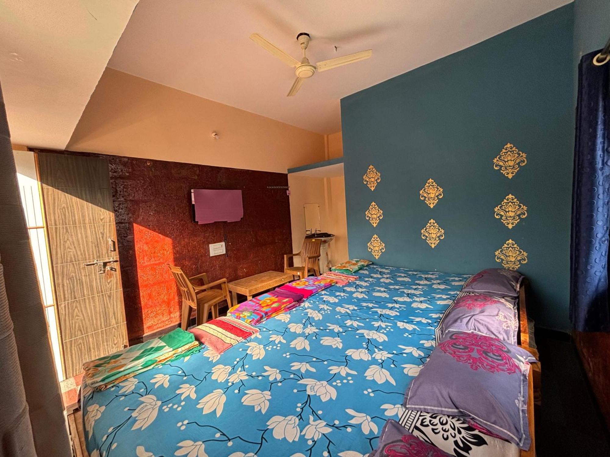 Dandeli Nakadi Home Stay Екстериор снимка