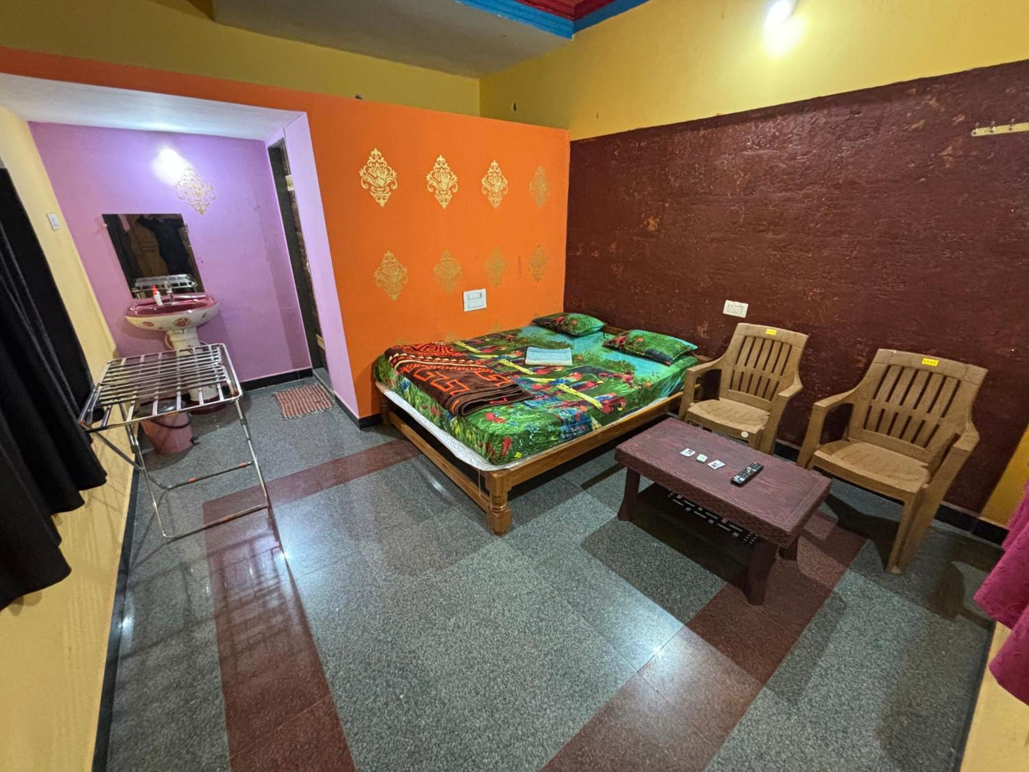 Dandeli Nakadi Home Stay Екстериор снимка